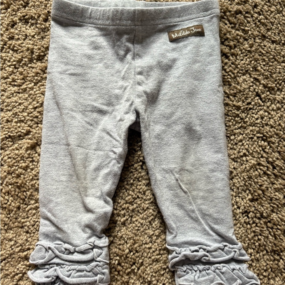 Matilda Jane Kids Leggings with Ruffle Trim in Gray